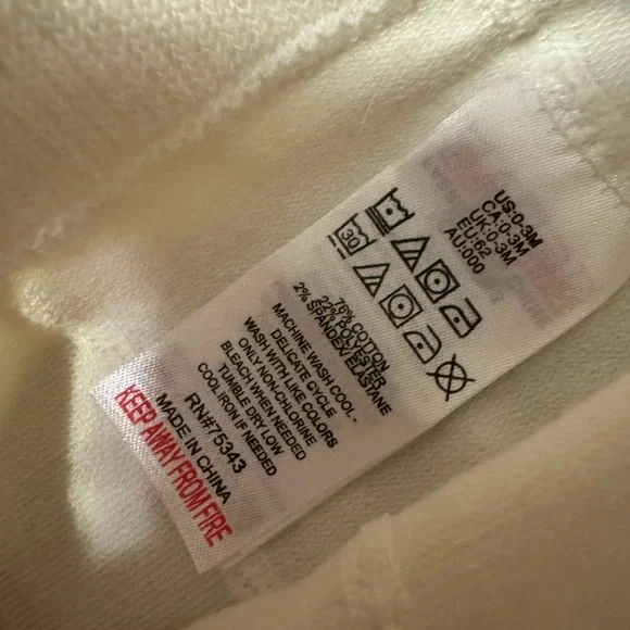 TWIN SET / White Baby Tights with Red “shoes” - Picture 5 of 5